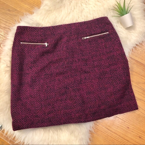 LOFT Dresses & Skirts - NWT Loft Wool Pencil Skirt